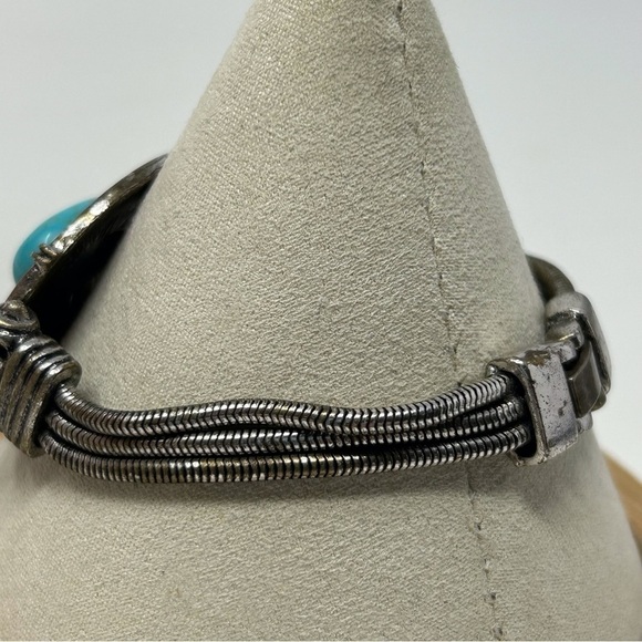 Faux Blue Turquoise Oval Cabochon Filigree Bracelet Layered Silver Tone Chain 7" - Picture 3 of 7